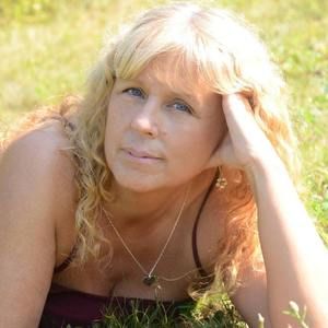 Meet your Posher, Pamela